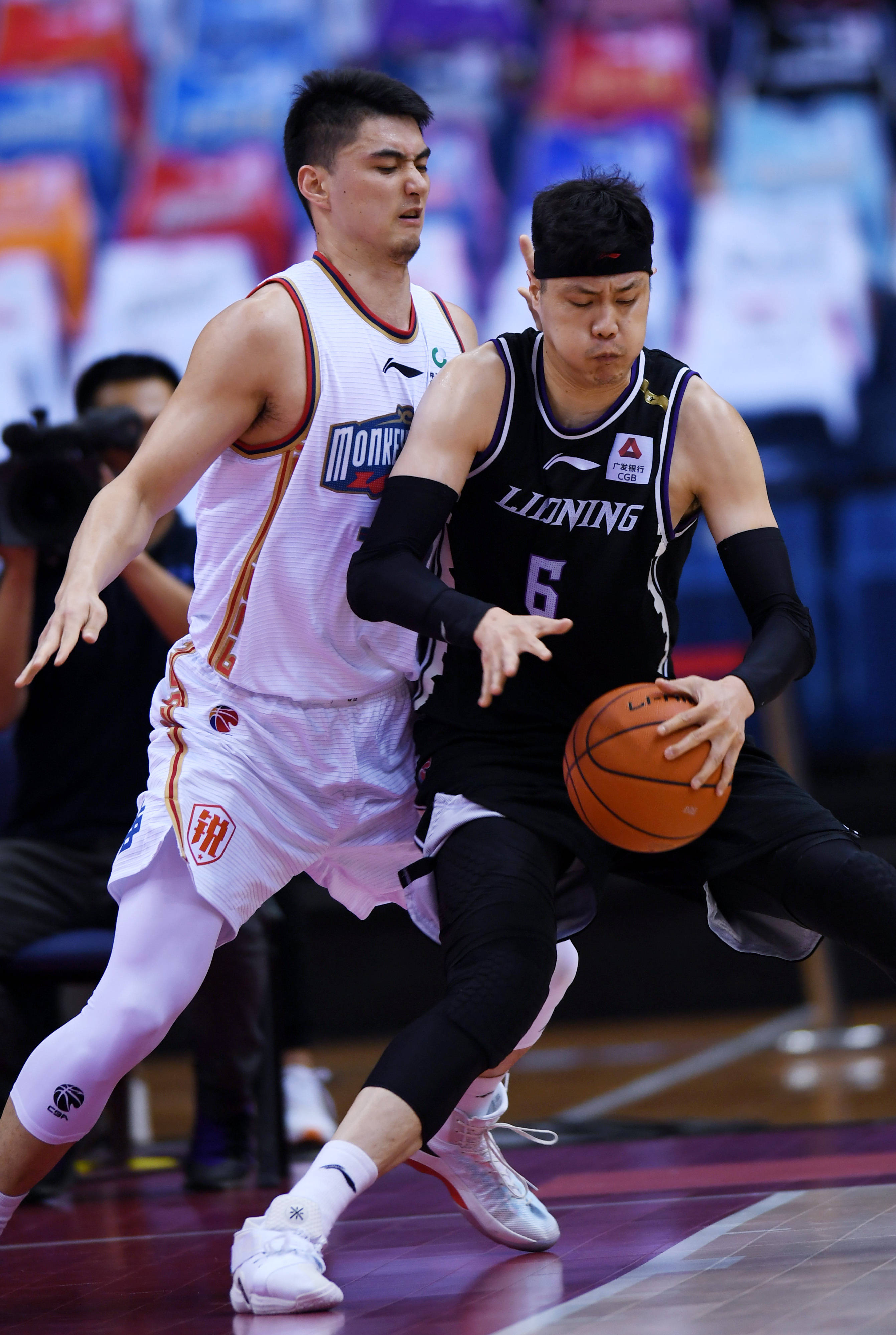 它们往往通 它们往往通